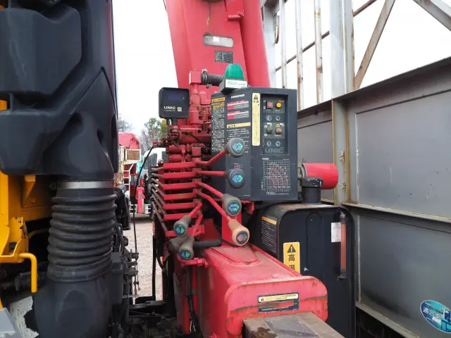 ＵＤ クオン LDG-CW5ZL(6x4)の写真13