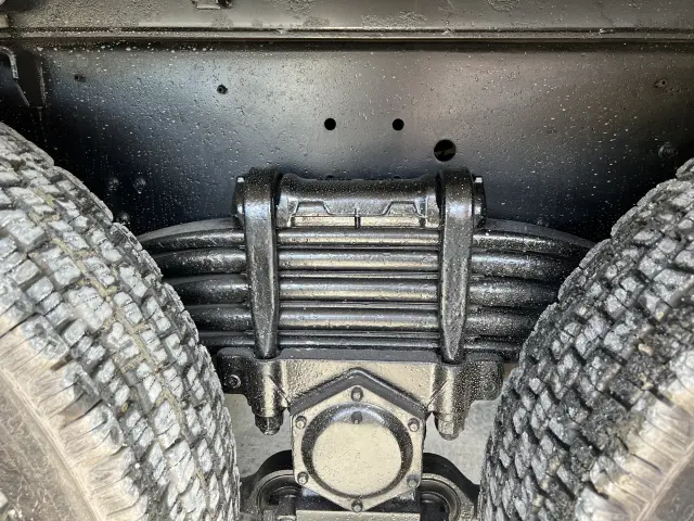 UD クオン LDG-CW5ZL(6x4)の写真18