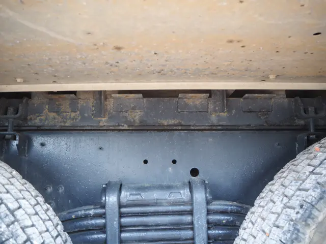 ＵＤ クオン LDG-CW5ZL(6x4)の写真23