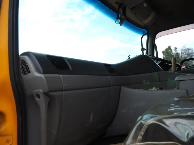 ＵＤ クオン LDG-CW5ZL(6x4)の写真41