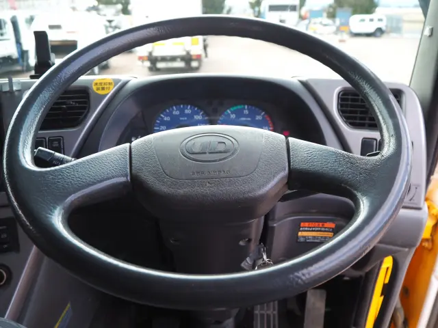 ＵＤ クオン LDG-CW5ZL(6x4)の写真49