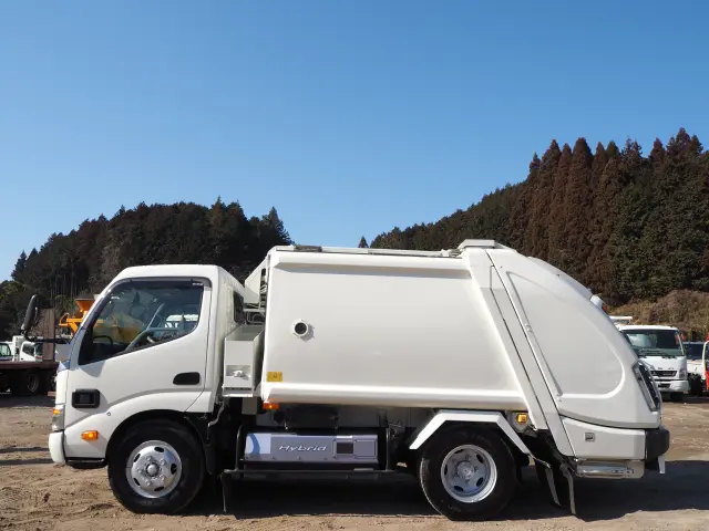 日野 デュトロ BJG-XKU304X(2WD)の写真2