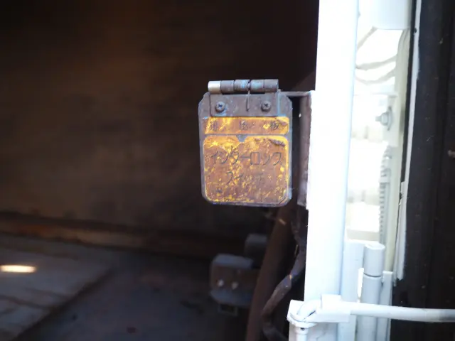 日野 デュトロ BJG-XKU304X(2WD)の写真13