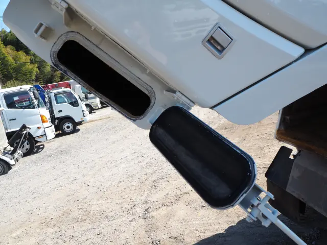 日野 デュトロ BJG-XKU304X(2WD)の写真14