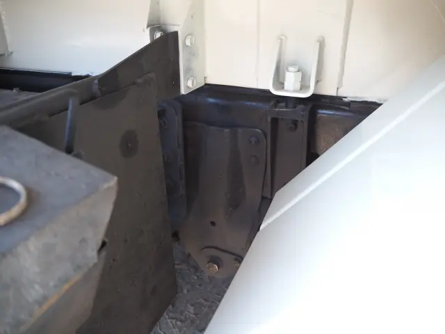 日野 デュトロ BJG-XKU304X(2WD)の写真34