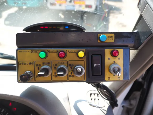 日野 デュトロ BJG-XKU304X(2WD)の写真46