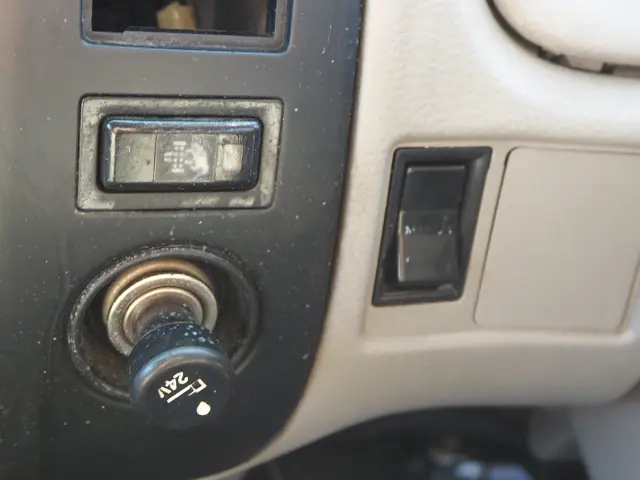 日野 デュトロ BJG-XKU304X(2WD)の写真49