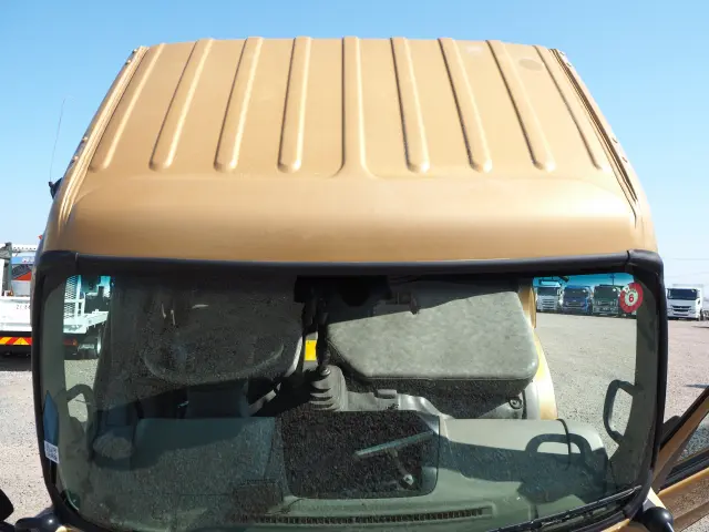 日野 デュトロ BDG-XZU304E(2WD)の写真9