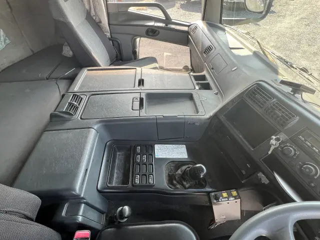 三菱 スーパーグレート LKG-FU50VY(6x2)の写真41