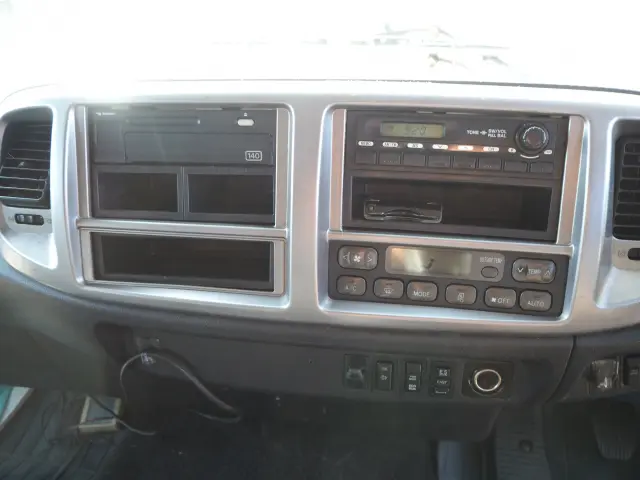 日野 レンジャー QKG-FE7JLAA(2WD)の写真48