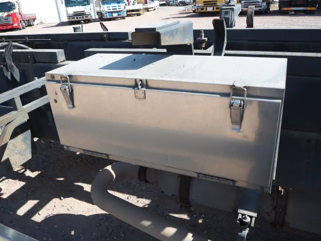 三菱 スーパーグレート QPG-FV60VZ(6x4)の写真18