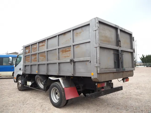 トヨタ ダイナ TKG-XZU695(4WD)の写真3