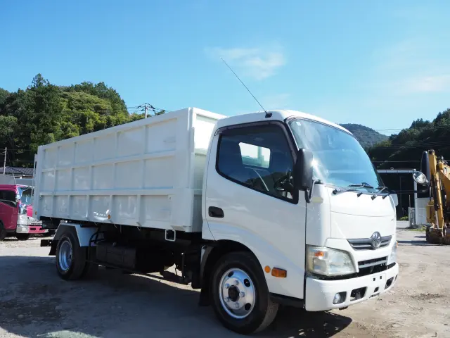 トヨタ ダイナ TKG-XZU695(4WD)の写真7