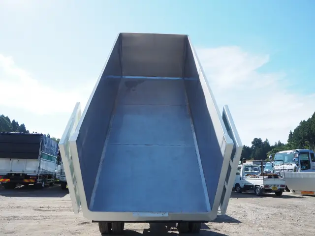 トヨタ ダイナ TKG-XZU695(4WD)の写真9