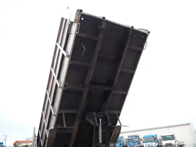 トヨタ ダイナ TKG-XZU695(4WD)の写真12