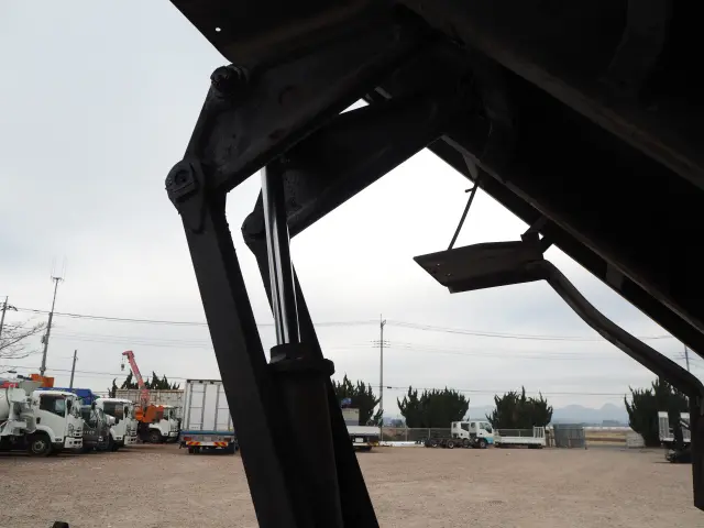 トヨタ ダイナ TKG-XZU695(4WD)の写真33