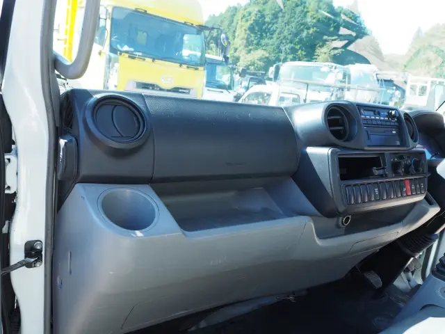 トヨタ ダイナ TKG-XZU695(4WD)の写真41