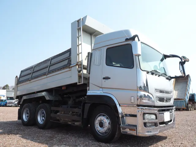 三菱 スーパーグレート QKG-FV60VX(6x4)の写真6