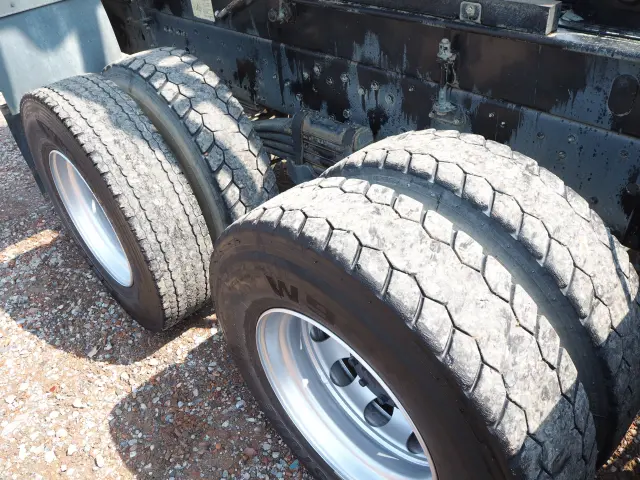 三菱 スーパーグレート QKG-FV60VX(6x4)の写真17