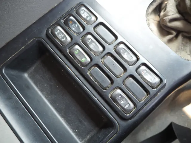 三菱 スーパーグレート QKG-FV60VX(6x4)の写真45