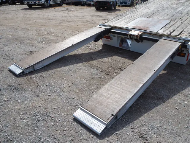 三菱 キャンター TPG-FEB90(2WD)の写真13