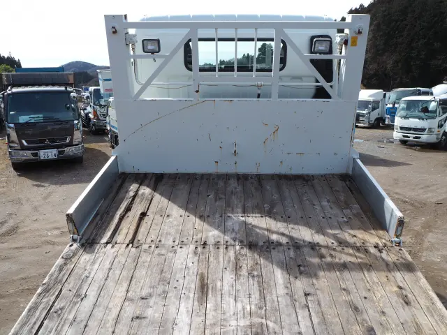 三菱 キャンター TPG-FEB90(2WD)の写真14