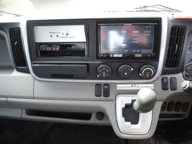 三菱 キャンター TPG-FEB90(2WD)の写真44