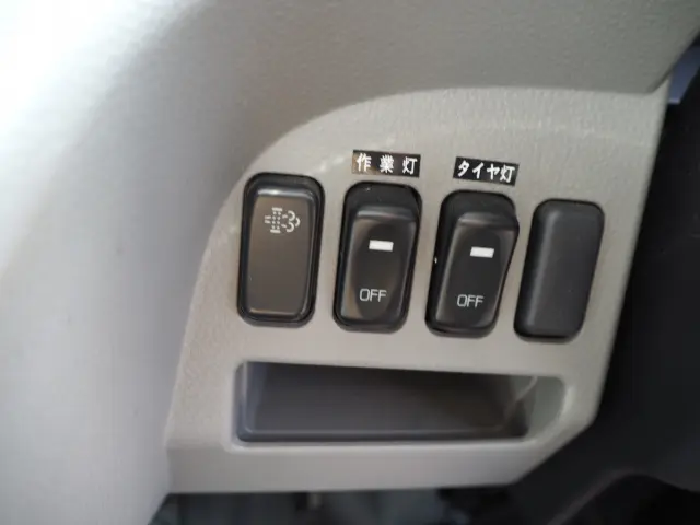 三菱 キャンター TPG-FEB90(2WD)の写真47