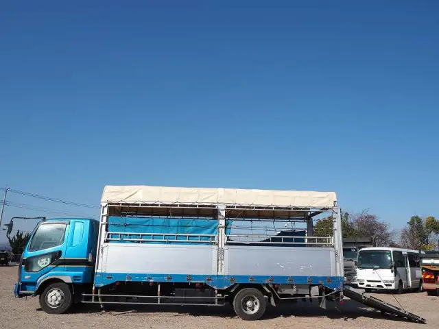 三菱 ファイター PA-FK61F(2WD)の写真2