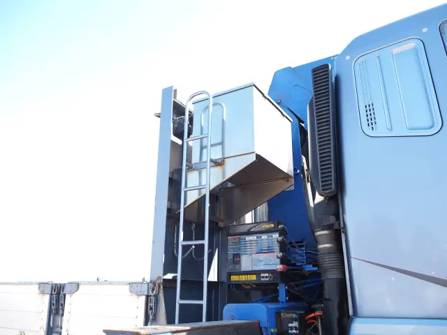 三菱 スーパーグレート QPG-FS60VZ(8x4)の写真15