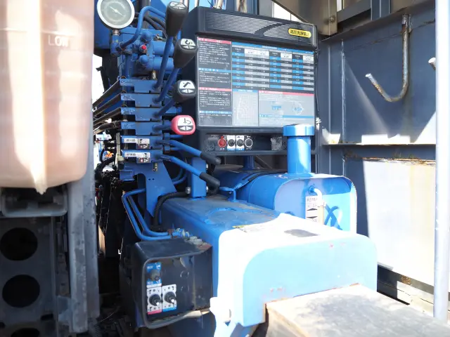 三菱 スーパーグレート QPG-FS60VZ(8x4)の写真18