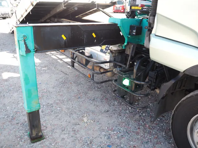 ＵＤ コンドル QKG-PK39LH(2WD)の写真9