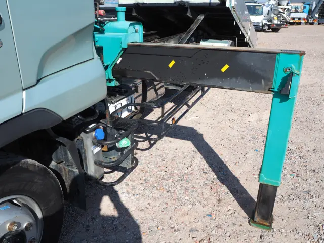 ＵＤ コンドル QKG-PK39LH(2WD)の写真15