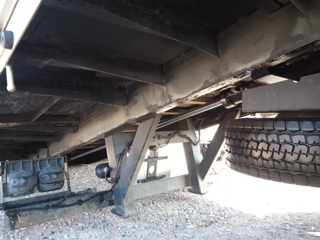 ＵＤ コンドル QKG-PK39LH(2WD)の写真29