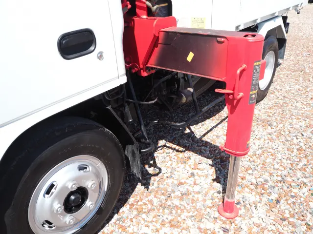 いすゞ エルフ KR-NKR81EN(2WD)の写真13