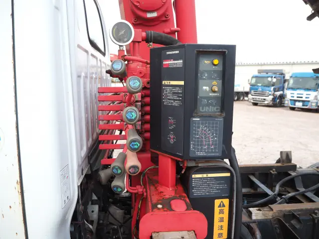 いすゞ エルフ KR-NKR81EN(2WD)の写真14