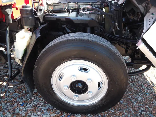 いすゞ エルフ KR-NKR81EN(2WD)の写真17