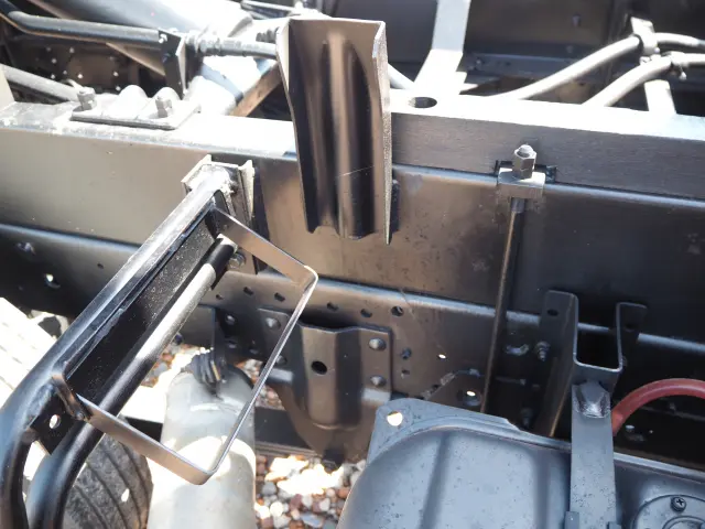 いすゞ エルフ KR-NKR81EN(2WD)の写真22