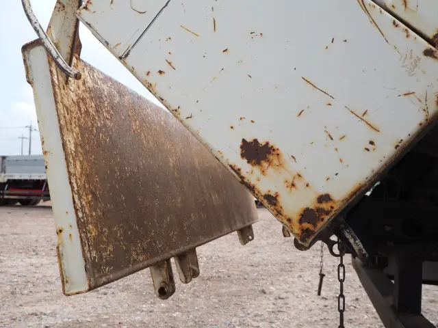 いすゞ エルフ KR-NKR81EN(2WD)の写真29