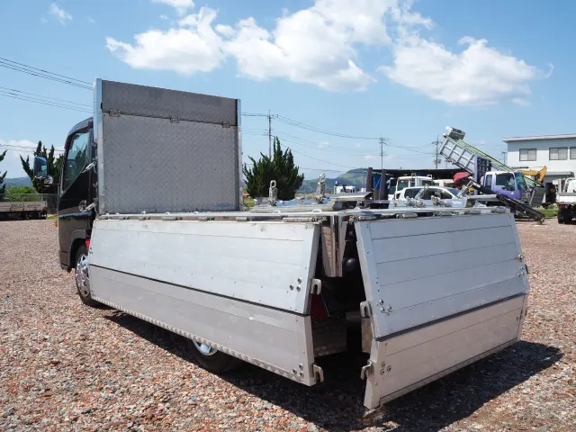 三菱 キャンター TKG-FBA20(2WD)の写真9