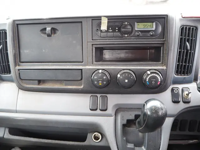 三菱 キャンター TKG-FBA20(2WD)の写真39