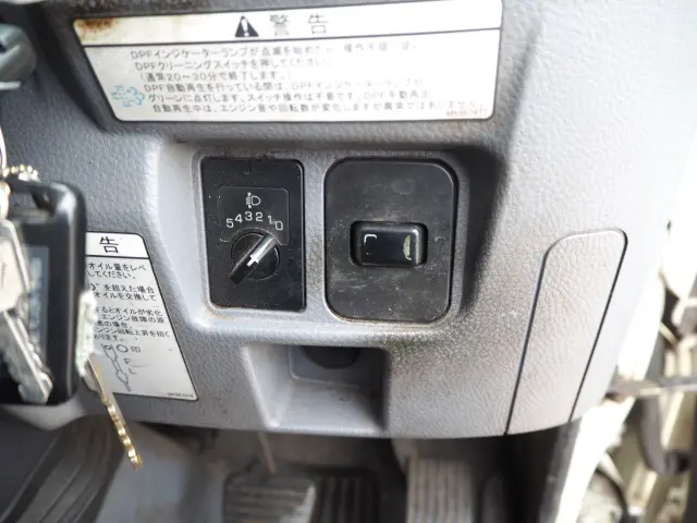 三菱 キャンター TKG-FBA20(2WD)の写真41