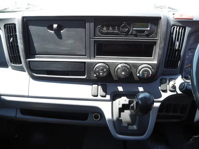 三菱 キャンター TKG-FBA20(2WD)の写真46