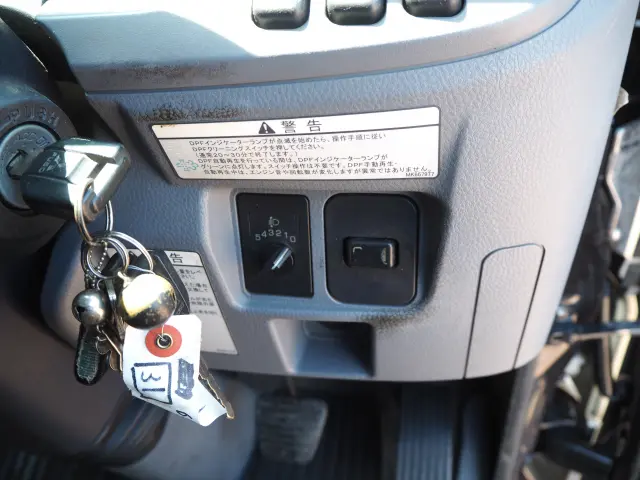 三菱 キャンター TKG-FBA20(2WD)の写真49
