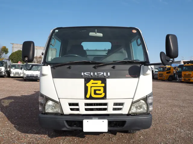 いすゞ エルフ PB-NKS81AN(4WD)の写真8