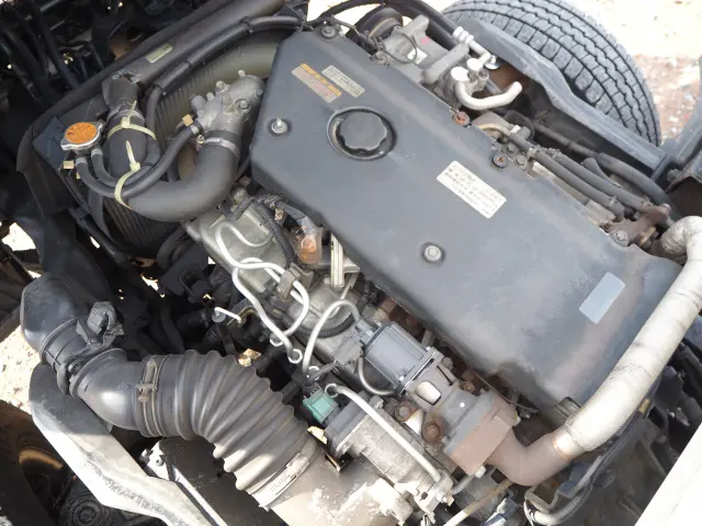 いすゞ エルフ PB-NKS81AN(4WD)の写真33