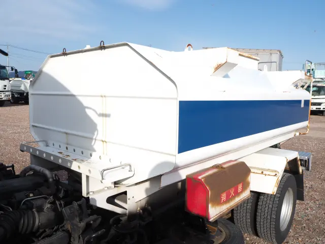 いすゞ エルフ PB-NKS81AN(4WD)の写真35