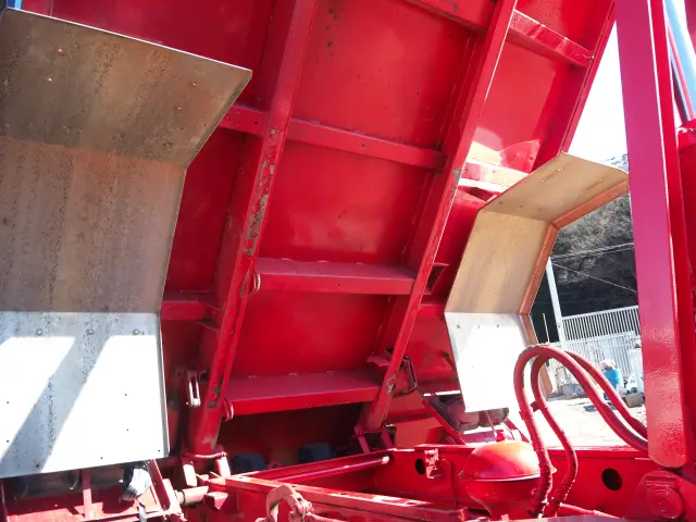 UD コンドル KL-PK26A(2WD)の写真14