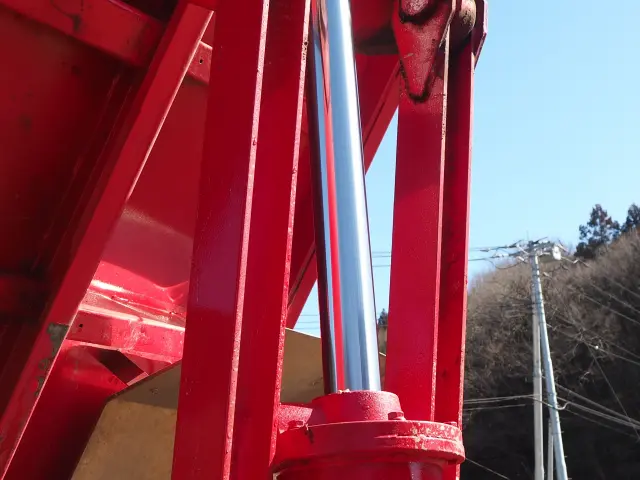 UD コンドル KL-PK26A(2WD)の写真15