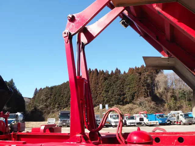 UD コンドル KL-PK26A(2WD)の写真33